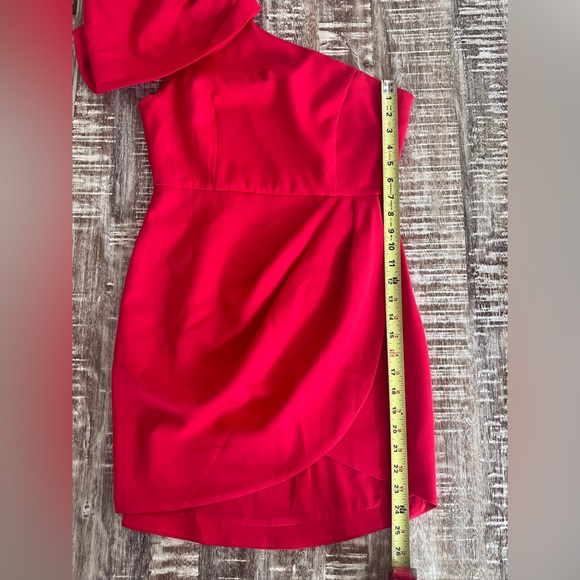 DO+BE women’s red one shoulder dress. Size medium - Picture 9 of 9